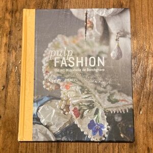 Pulp Fashion Book by Isabelle de Borchgrave